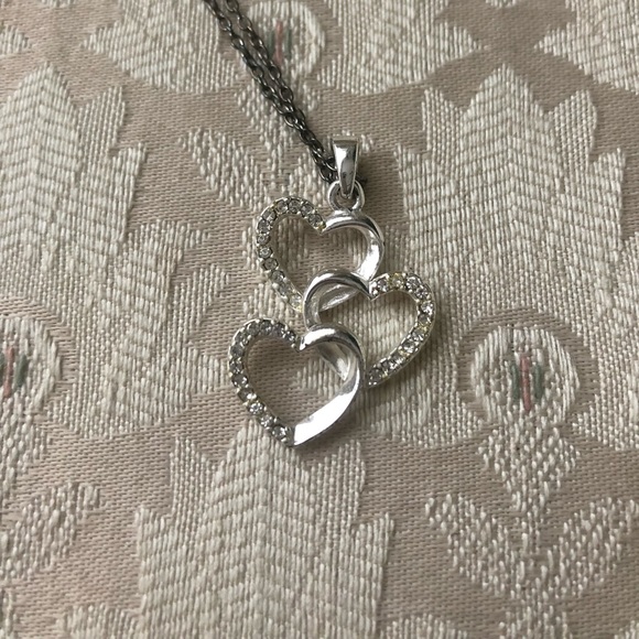 3 Heart Necklace - Picture 2 of 2